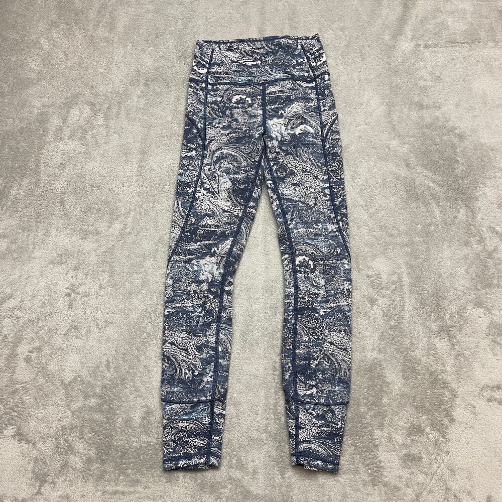 Lululemon Women's Size 4 In Movement 7/8 Tight Everlux 25" Paisley Glaze Multi